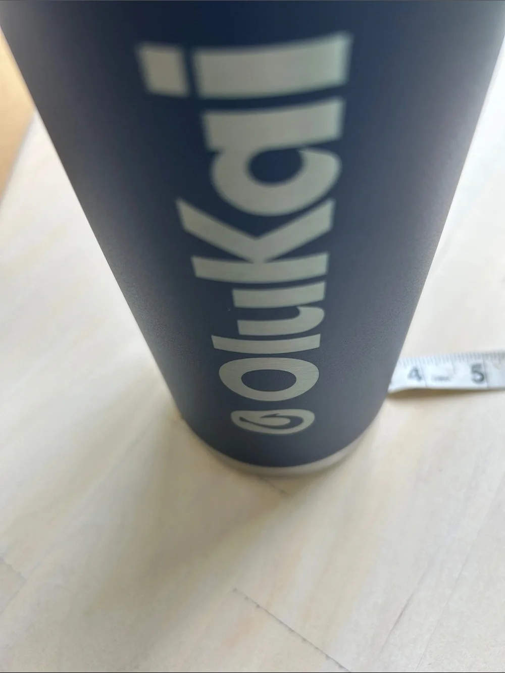 NEW Stainless Olukai 28 oz Water Bottle - Picture 7 of 8